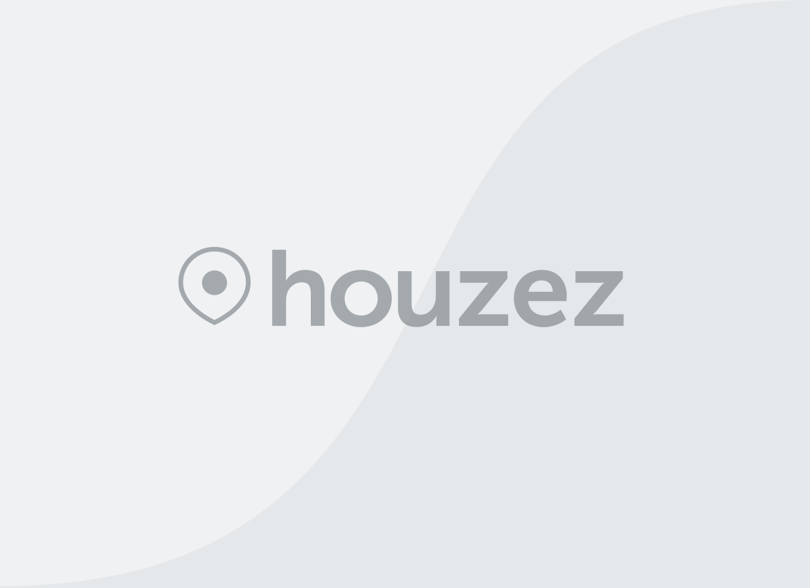 TERRAIN COMMERCIAL AU PLATEAU DOKUI