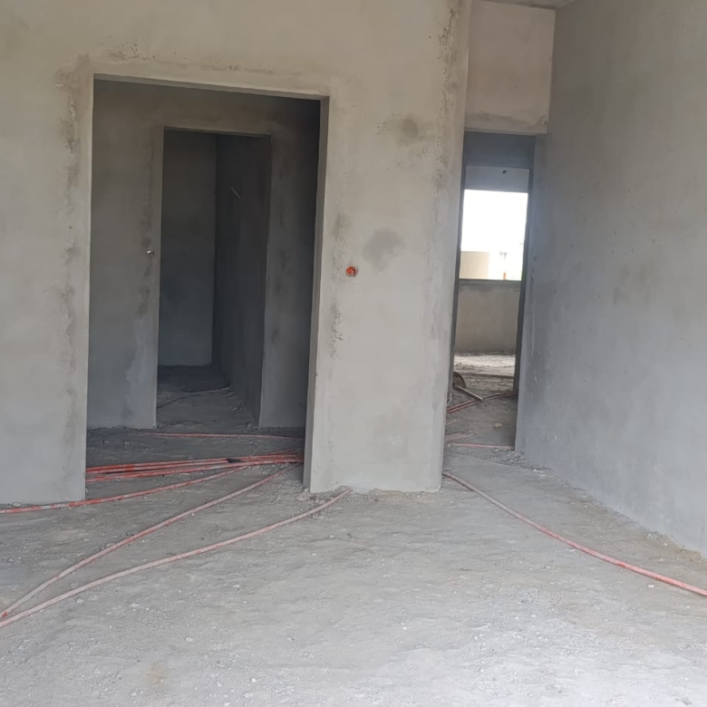 Villa duplex 4 Pièces au gros Œuvre à la Cité SIR