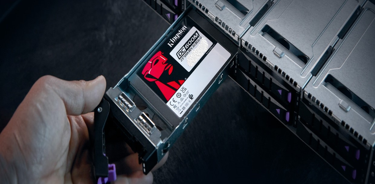 DISQUE SSD 960GB KINGSTON SATA INTERNE POUR SERVEUR DL380 / ML350 /DL360