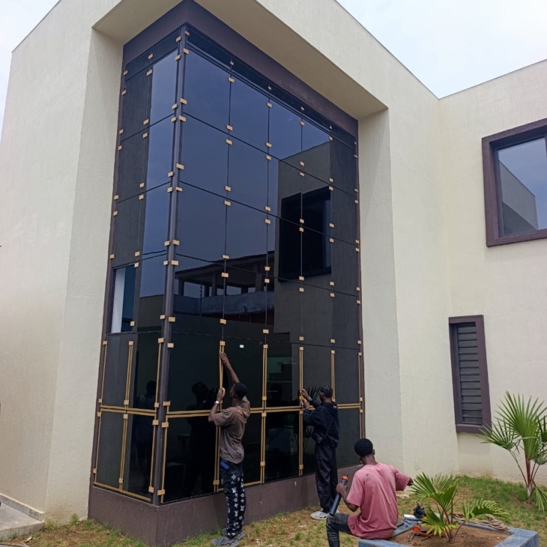 villa Duplex haut standing connecté à nouveau CHU Angré