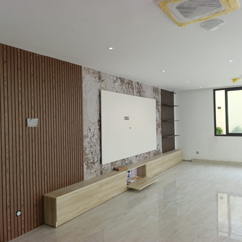 villa Duplex haut standing connecté à nouveau CHU Angré