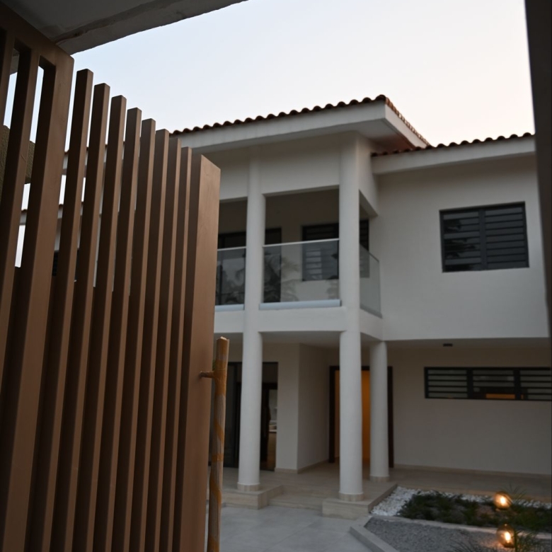 Villa Triplex de luxe situé à cocody 7 ème tranches