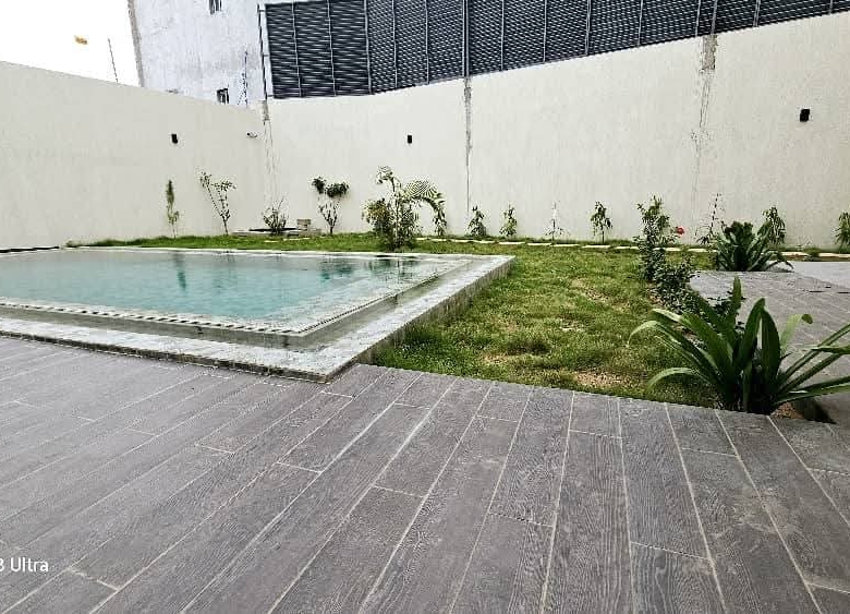 Des Villas duplex de 7 pièces + 2 indépendantes haut de gamme avec piscine à la Riviera Abatta