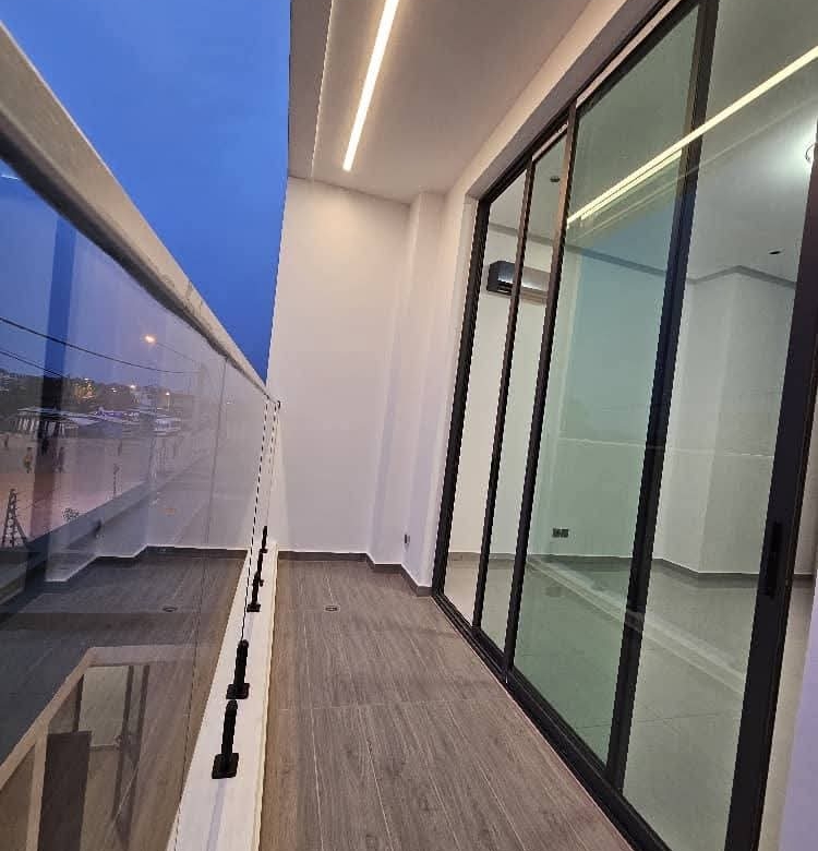 Des Villas duplex de 7 pièces + 2 indépendantes haut de gamme avec piscine à la Riviera Abatta