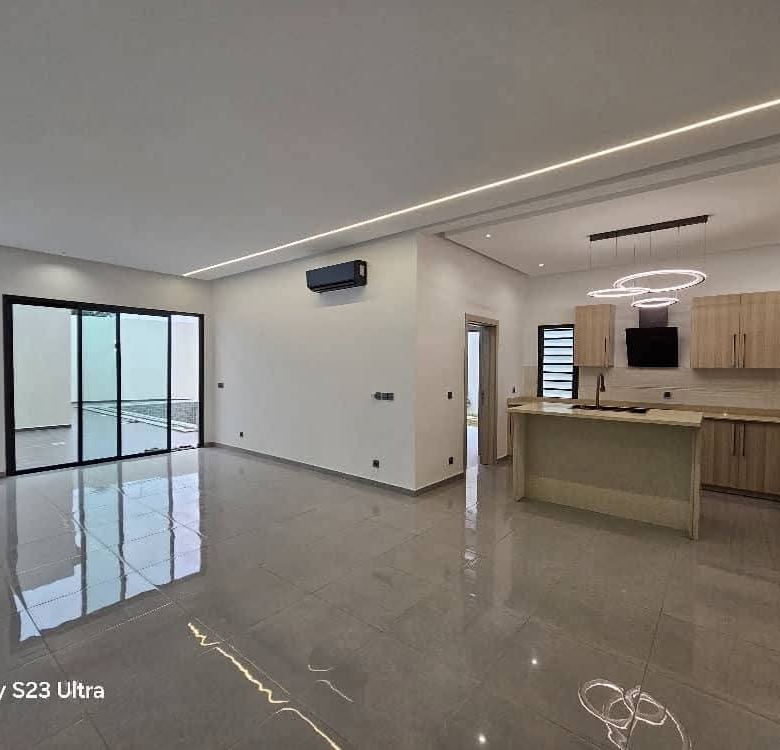 Des Villas duplex de 7 pièces + 2 indépendantes haut de gamme avec piscine à la Riviera Abatta