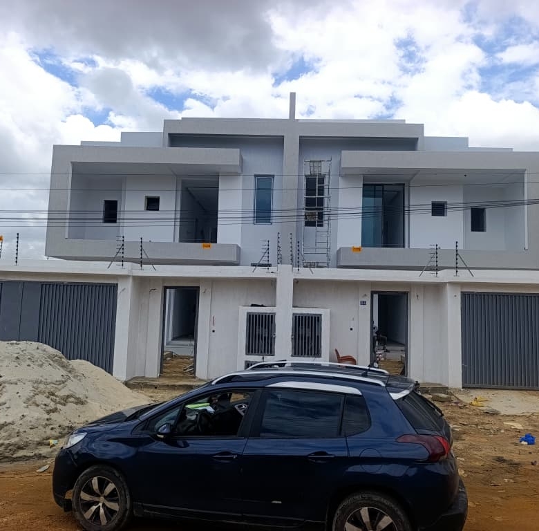 Villas duplex haut standing avec piscine Djorobité